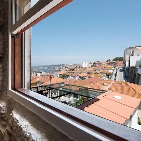 An With A View - No's Place Apartman *