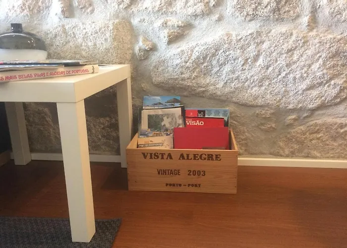 An With A View - No's Place * 빌라노바데가이아